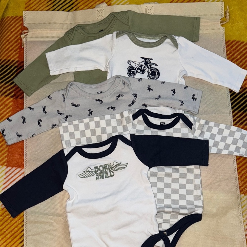 Kids One Piece Set - White, Gray, Green